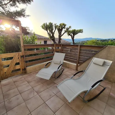 Apartament Avec Terasse Vue *