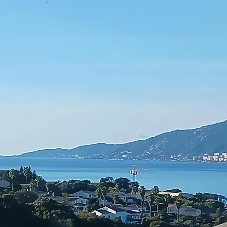 Avec Terasse Vue Apartment